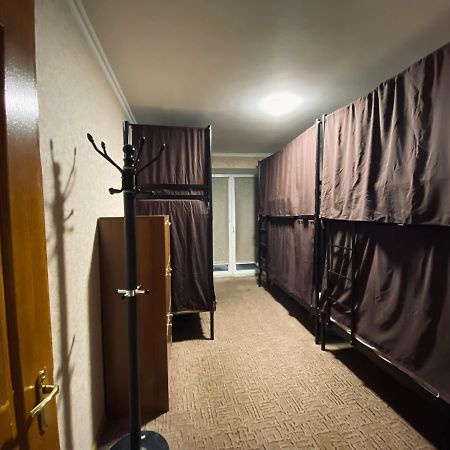 Field Hostel Kijów Zewnętrze zdjęcie