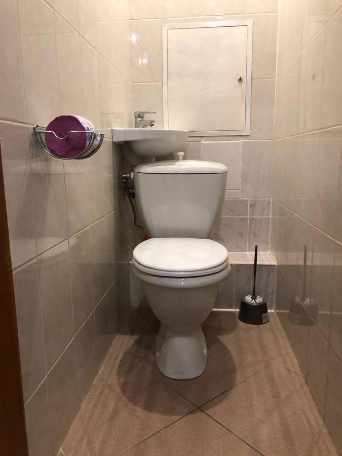 Field Hostel Kijów Zewnętrze zdjęcie